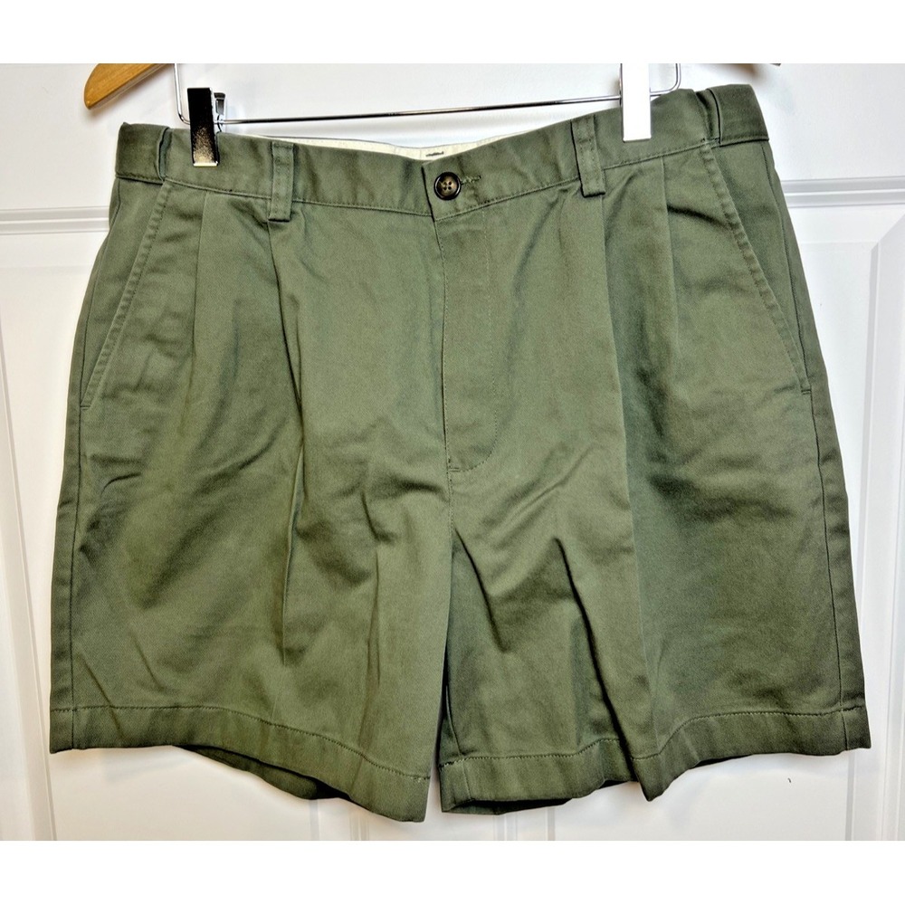 LL Bean Men's Pleated Khaki Shorts 35 Olive Green Comfort Waist Outdoor Staple - Picture 2 of 15